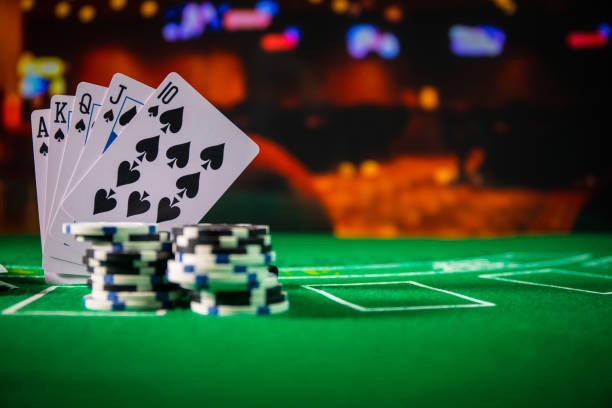 funbet77 slot app interface showing Total Goals odds and live-dealer table tabs